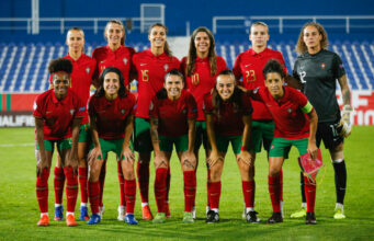 Parceiros do kit de futebol feminino News