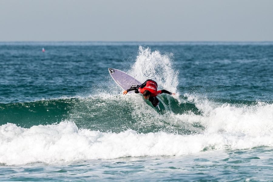 Cinco portugueses apurados no Caparica Surf Fest