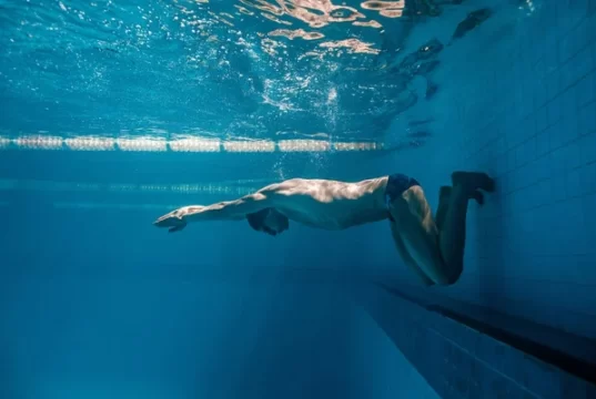 Natação: Descubra os Benefícios Exclusivos para a Saúde