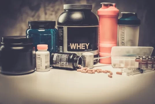 Suplementos nutricionais: o que funciona e o que é mito