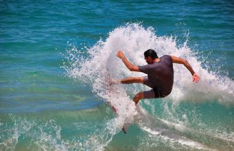 Desportos náuticos: tipos e como começar surfer, surfing, waters